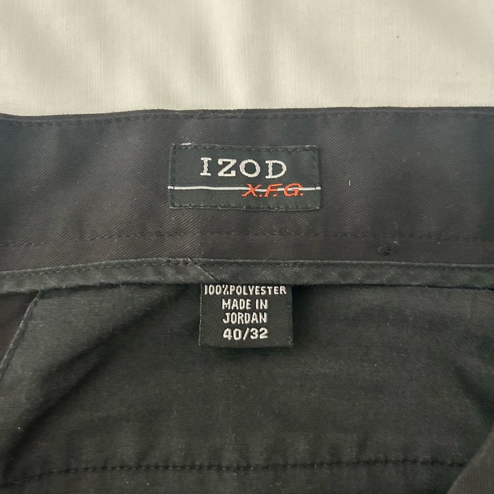 Izod Men's Black Pleated dress pants with cuffed bottom